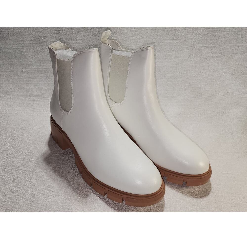 zby women's size 11 Chelsea boots